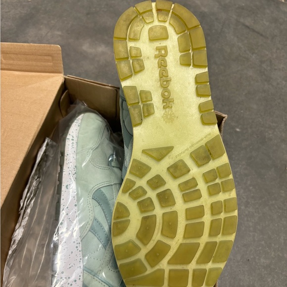 Reebok Classics - Women’s - Picture 5 of 6